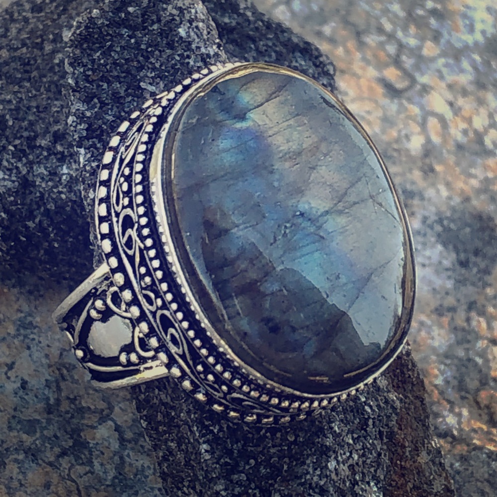 🏷Natural Blue Fire Labradorite Gemstone Ring